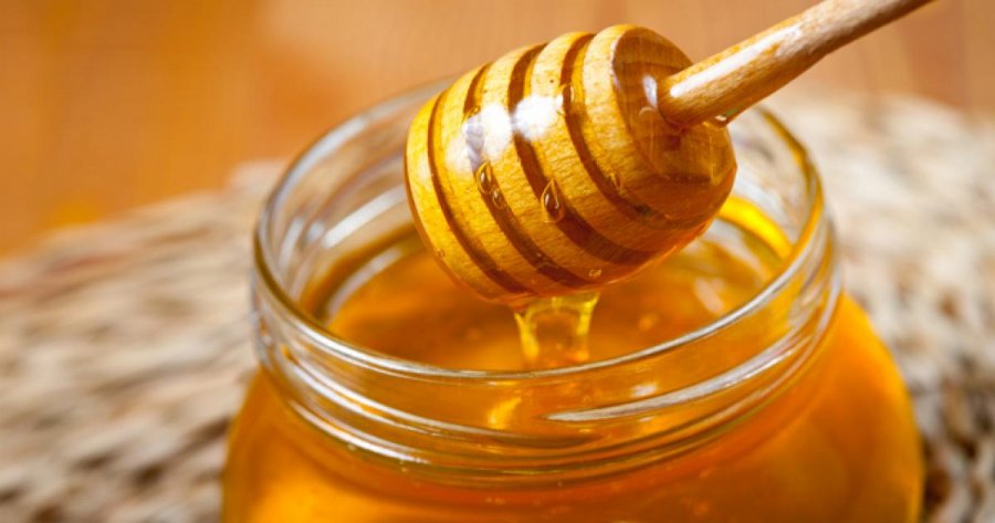 Dieta me mjaltë, humbni 2 deri 3 kg për 3 ditë