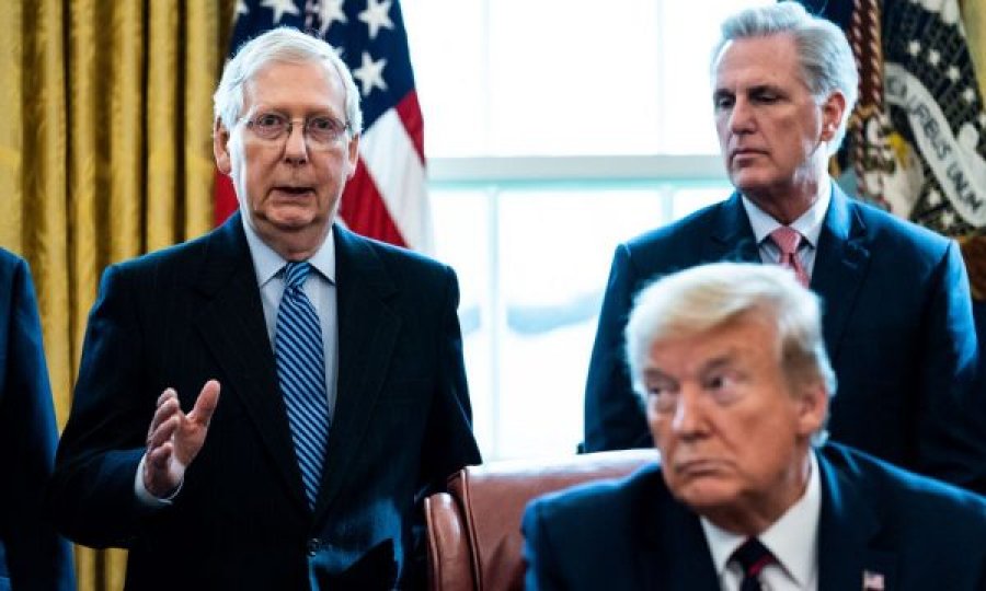 Trumpi reagon ashpër ndaj republikanit McConnell që ia uroi fitoren Bidenit