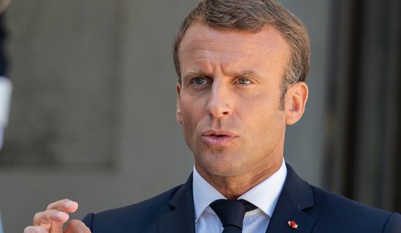 Emmanuel Macron infektohet me COVID-19 