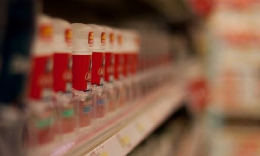 Vodhi deodorantë në market, arrestohet gjilanasi