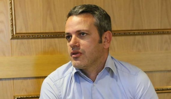 “Ka potencial dhune”, Arben Gashi pas kërcënimeve të VV’së se nuk e lë Driton Selmanajn në Kuvend