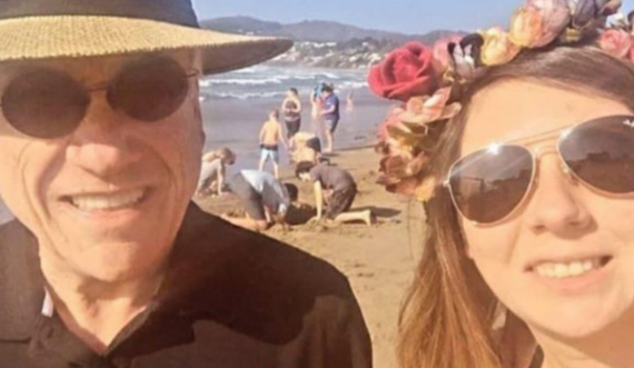 Publikoi selfie pa maskë, presidenti i këtij shteti gjobitet me 3.500 dollarë