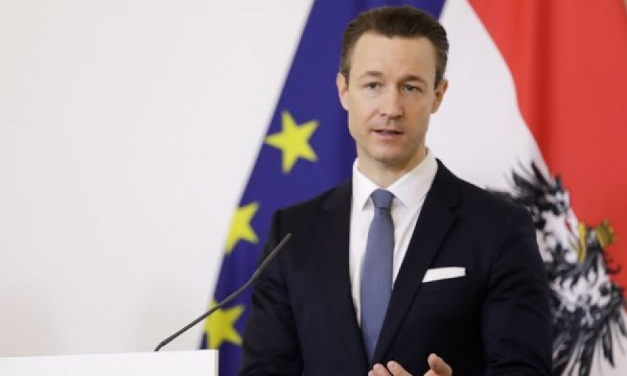 Austria planifikon 1 miliard euro shtesë për t’i ndihmuar bizneset e prekura