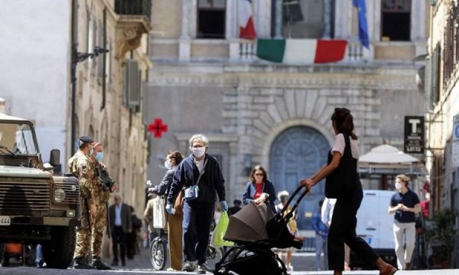 Italia në izolim mbarëkombëtar gjatë festave të fundvitit