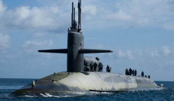 ShBA-ja dërgon nëndetëse nukleare në Gjirin Persik, Iranin e ka brenda rrezes së sulmit
