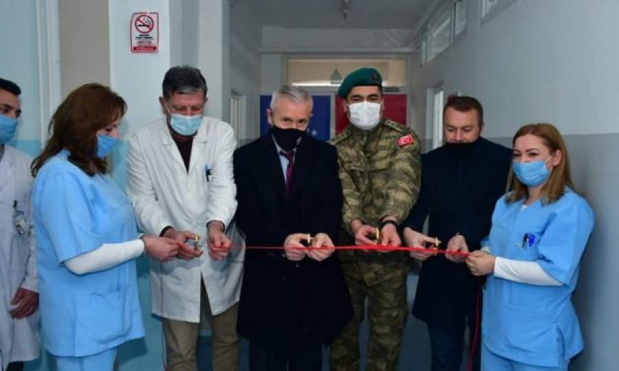  KFOR-i riparon repartin e Hematologjisë në QKMF-në në Klinë 