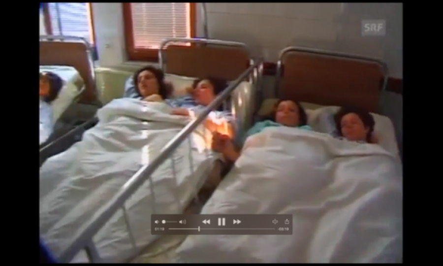  Nga dy gra në një shtrat, pamje të rralla nga materniteti në Prishtinë 