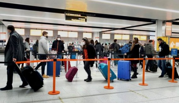 SHBA vë kufizime për udhëtarët nga Mbretëria e Bashkuar