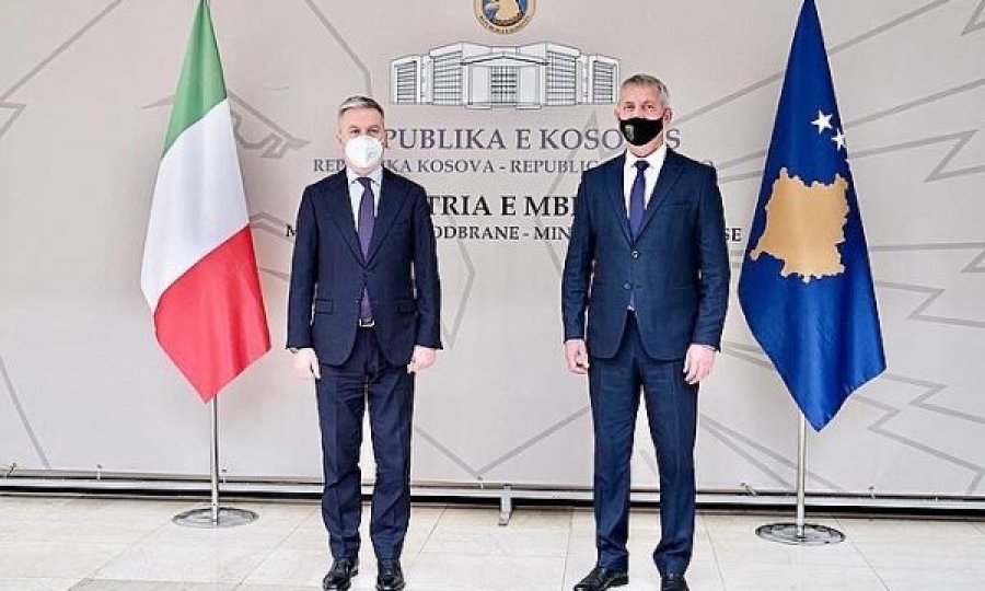  Ministri italian i Mbrojtjes pas takimit me Anton Qunin në Kosovë: Angazhohemi për stabilizimin e rajonit 