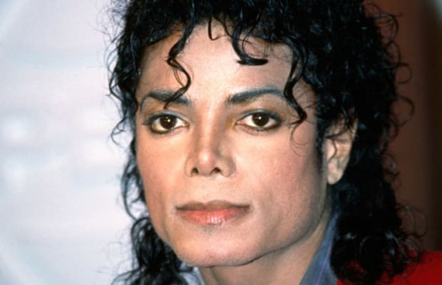 Prona e Michael Jacksonit shitet për 22 milionë dollarë 