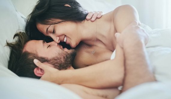 Tri gjërat që meshkujt duan në shtrat janë… Ja ç’duhet të dini