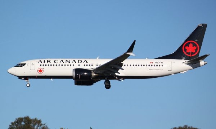 Boeing 737 Max përsëri me probleme, bën ulje urgjente në ShBA