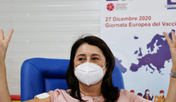 Europa nis vaksinimin masiv kundër koronavirusit