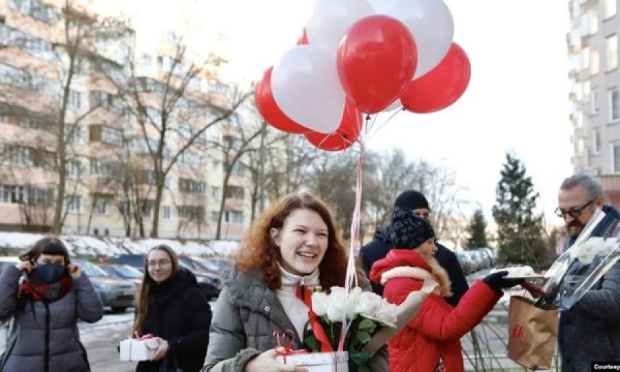 Opozita bjelloruse vazhdon protestat me balona