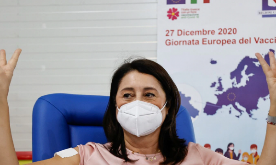 Europa nis vaksinimin masiv kundër koronavirusit