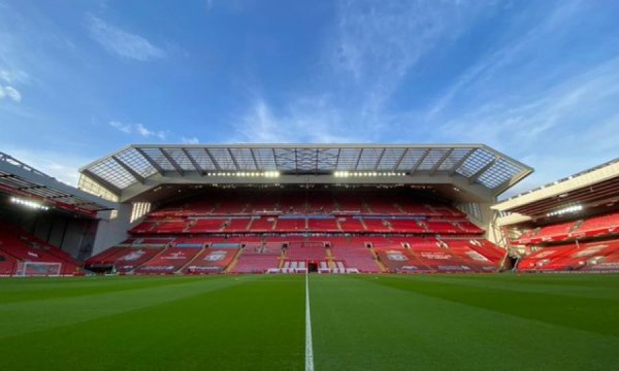 Liverpool si lider pret West Bromin në krizë