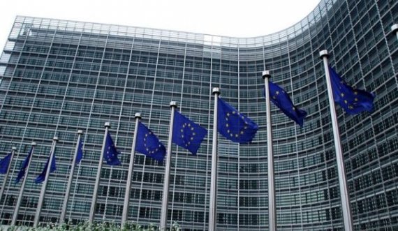 Komisioni Evropian ndan 70 milionë euro për blerjen e vaksinës anti-Covid për Ballkanin Perëndimor