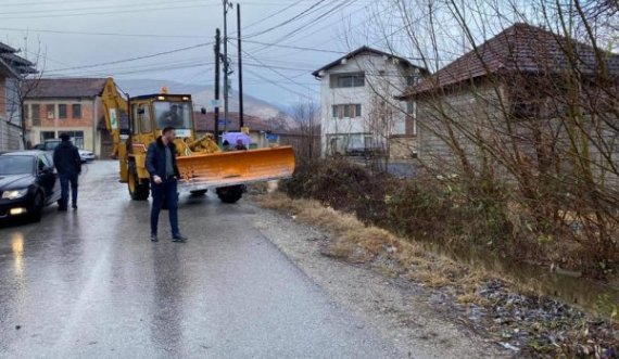 Shiu shkakton dëme në Deçan, vërshime në disa zona