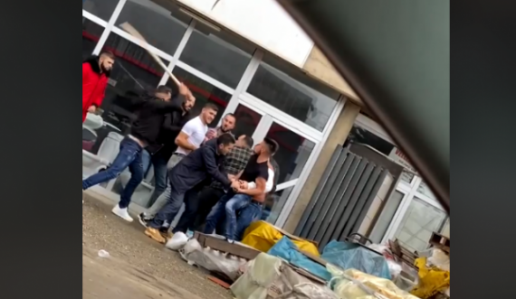 Mediat zvicerane raportojnë për rrahjen e mërgimtarëve në Kosovë