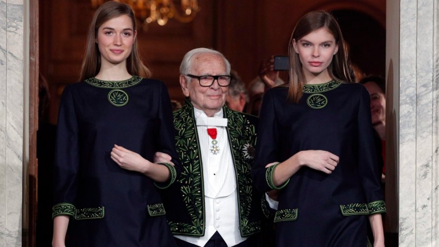 Vdes në moshën 94 vjeçare stilisti i famshëm, Pierre Cardin