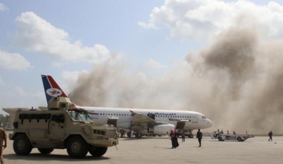 Sulm në aeroport posa arriti qeveria e re, 13 të vrarë në Jemen