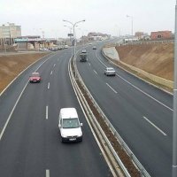 Ministria shkëput kontratën me kompaninë që po ndërtonte rrugën Prishtinë-Mitrovicë