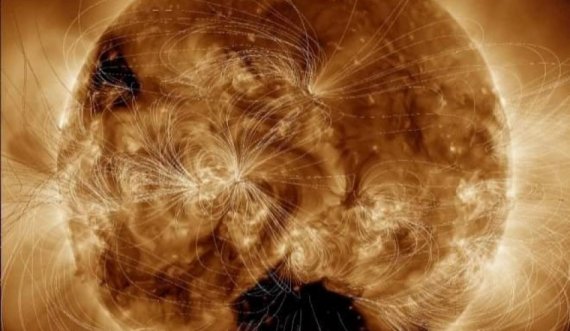 Krijohet një vrimë e zezë në diell, shkencëtarët pa përgjigje