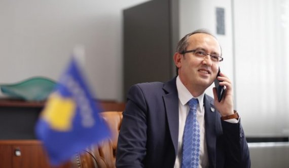 Hoti: Kurtit e Osmanit duhet t’ua tregojmë vendin para se ta bëjnë  Kosovën si Kore të Veriut