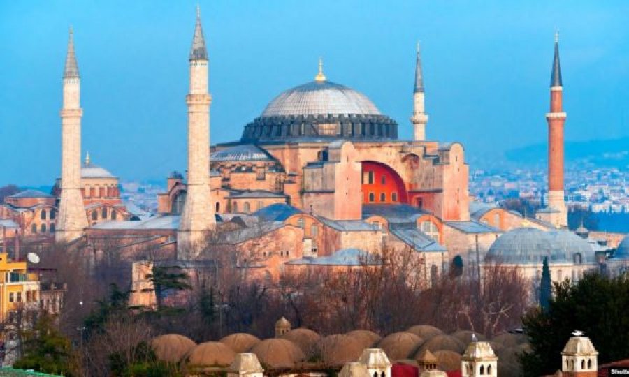 Gjykata turke do të rishikojë statusin e Hagia Sofias