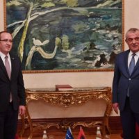 Ruçi i premton Hotit: Kosova do ta ketë mbështetjen e Shqipërisë në agjendën e integrimit euroatlantik