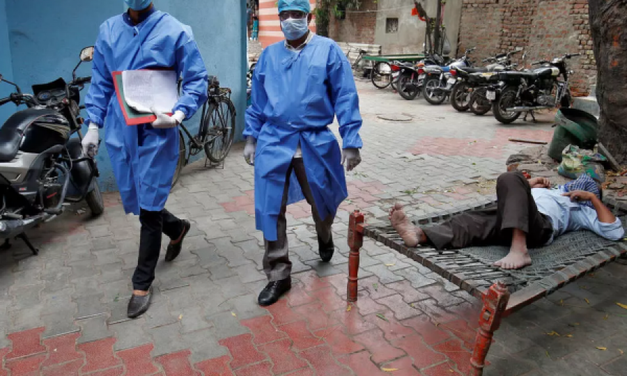 India shënon përsëri rekord të rasteve të reja të koronavirusit