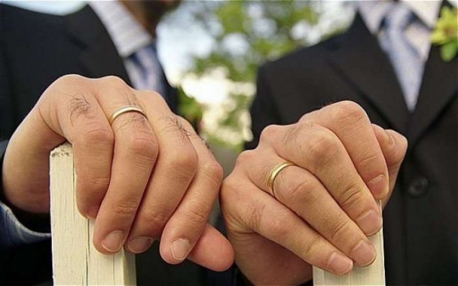 Prezantohet Kodi i ri Civil, Kosova i hapë rrugë martesave të gjinisë së njëjtë