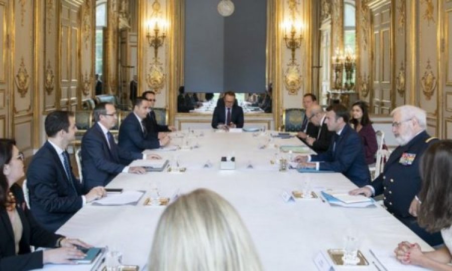 Ja çka ndodhi dje në takimin e Parisit mes Hotit e Macronit