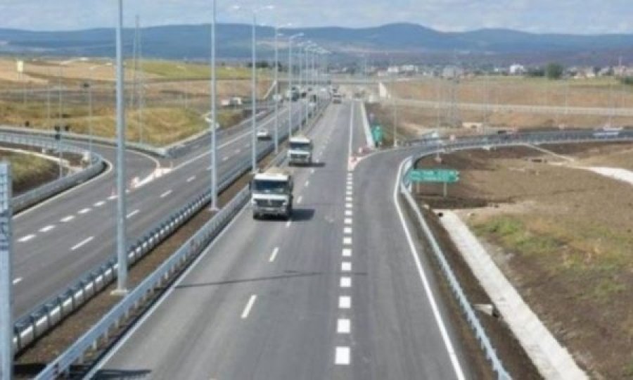  Gjatë vikendit mbyllet për qarkullim segmenti i Autostradës “Arbën Xhaferi” nga fshati Konjuh deri te Babushi 