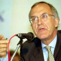 Everts: Në Kosovë shqiptarët ishin viktima