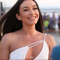 Emi tashmë është shoqja më e mirë e Jonidës dhe nuk na e kursyen këtë foto kopertinash!