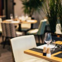 Ja kush rekomandon mbylljen e restoranteve