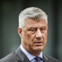 “Thaçi do mbetet i izoluar, nuk do ta takojë askush – as në Kosovë s’ka përkrahje”