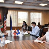 Ministrja Shahini zhvillon takim me homologun e saj, Ramë Likaj