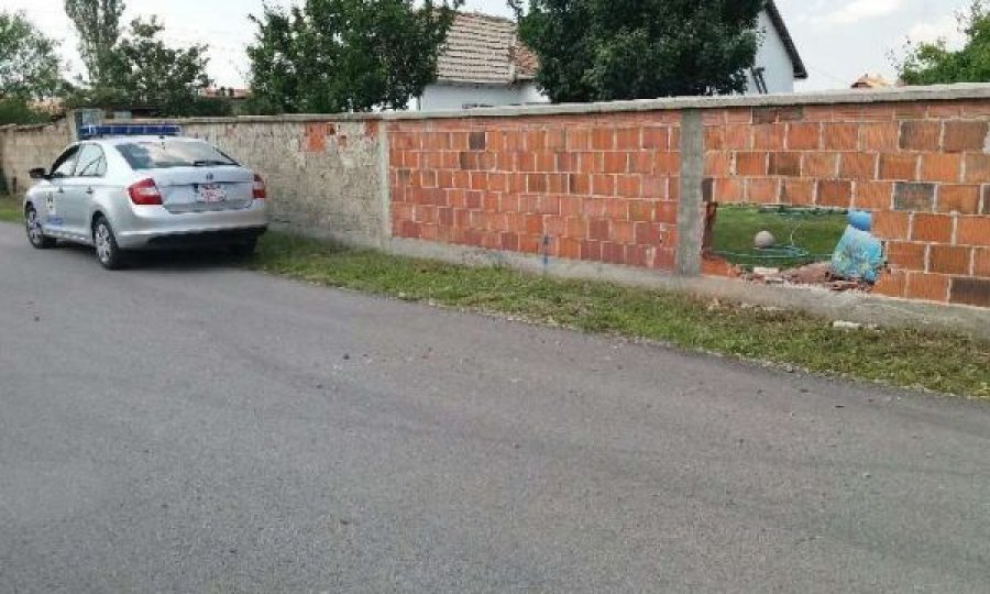 Ngjarje e rëndë në Malishevë: Vdes 6-vjeçari që u aksidentua me veturën që e kishte nisur vetë 