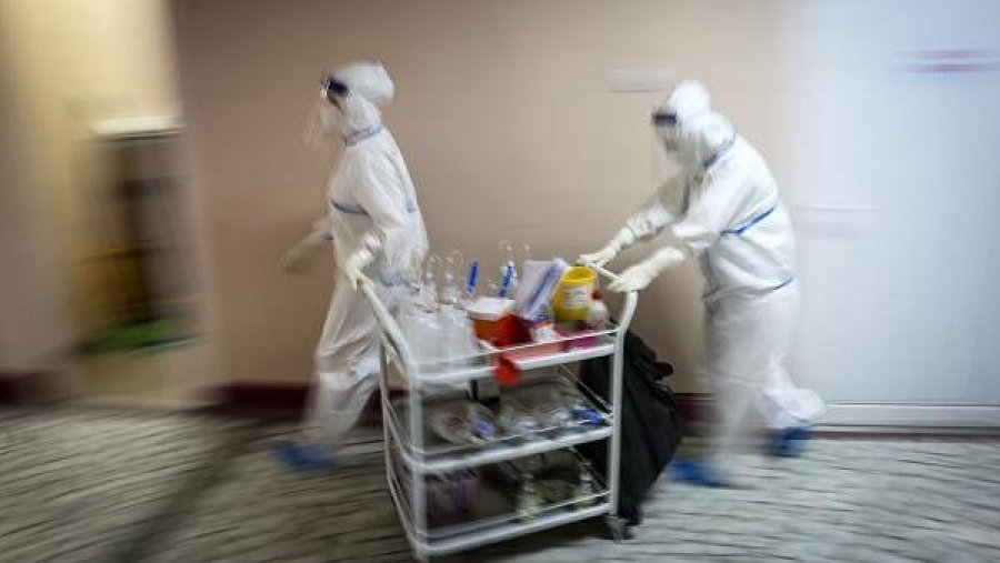 9 të vdekur dhe 389 raste të reja me koronavirus në 24 orë në Serbi