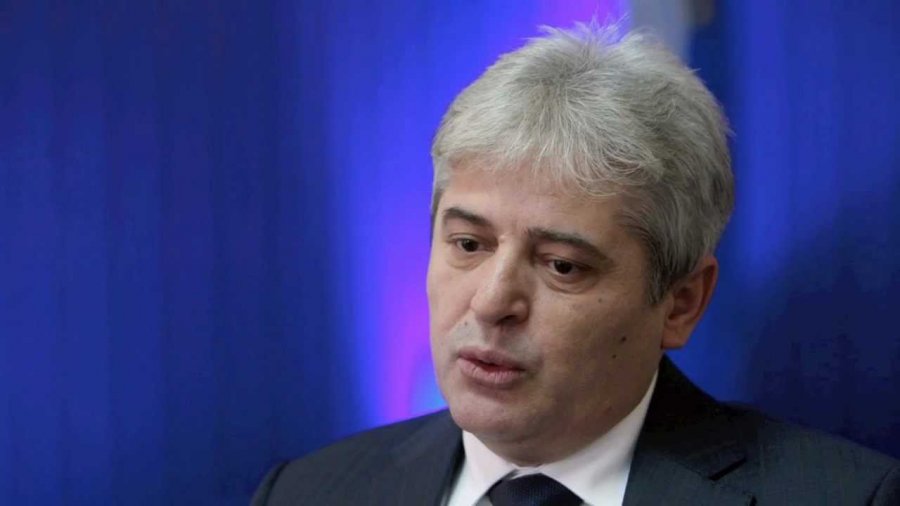  Ahmeti thotë se ka kontaktuar me Ziadin Selën për çështjen e kryeministrit shqiptar 
