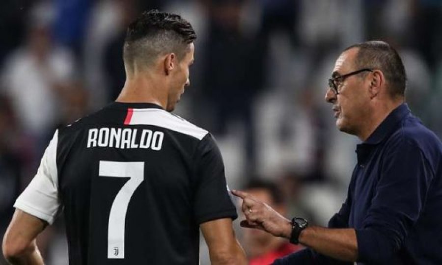 Sarri: Kur Ronaldo nuhat gjak, ai është i jashtëzakonshëm 