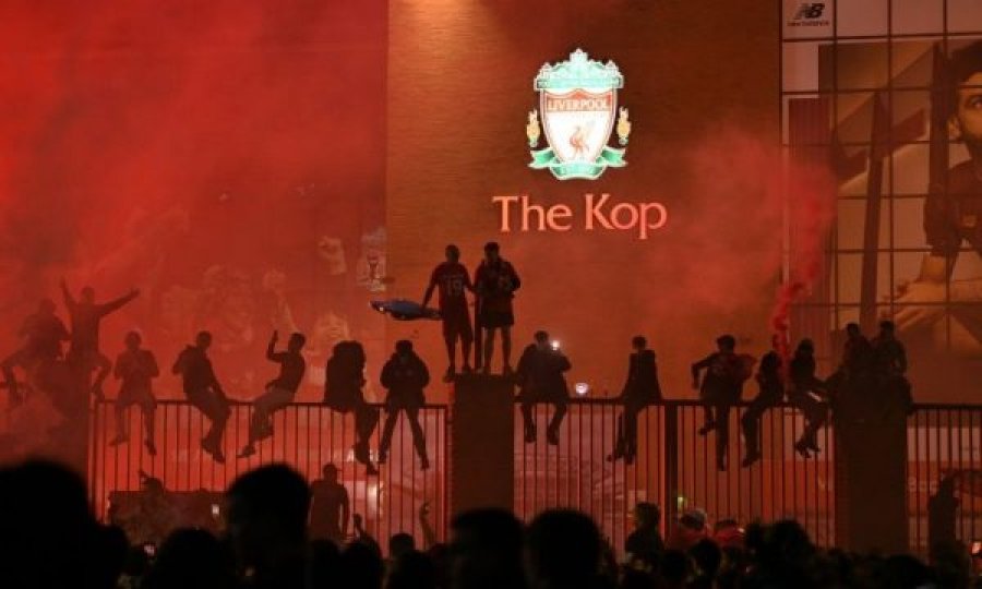 Festa masive e tifozëve të Liverpoolit: Arrestohen 9 persona