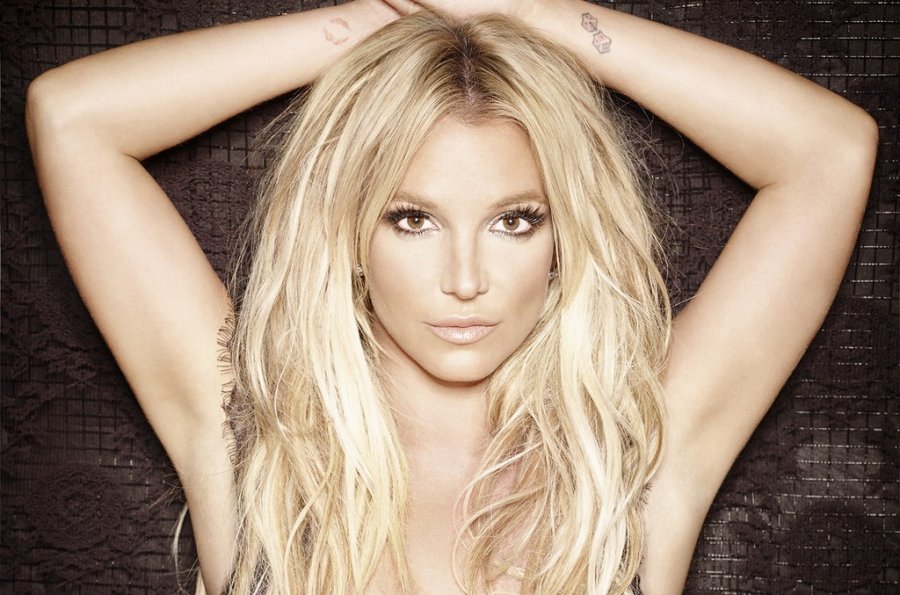 Britney Spears feston ditëlindjen