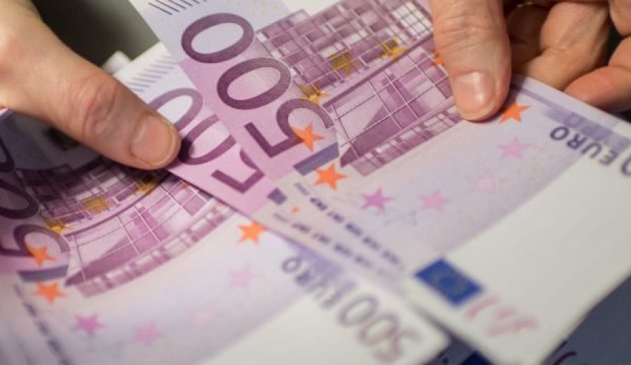 PZAP gjobit AAK-në me rreth 23 mijë euro, Nismën 20 mijë euro