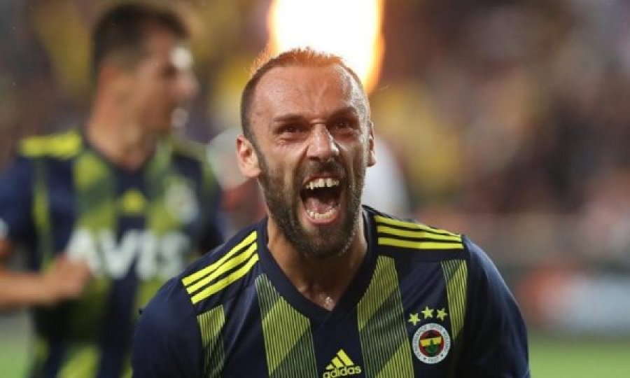 Leicesteri i nis bisedimet me Fenerbahçen për Muriqin