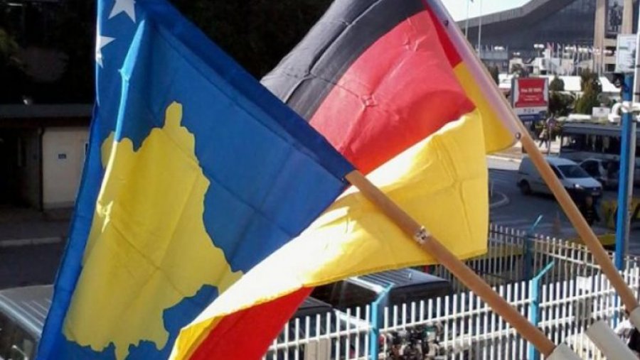 Presidenca gjermane në BE e pastron Kosovën nga krye hajnat e veshur me xhaketë të shtetit
