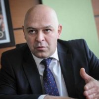 Ardian Gjini më i votuari edhe me votat me kusht në Gjakovë