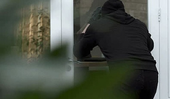 Janë në hall nga hajnat, banorëve të Kçiqit të Madh në Mitrovicë u rregullohet ndriqimi publik